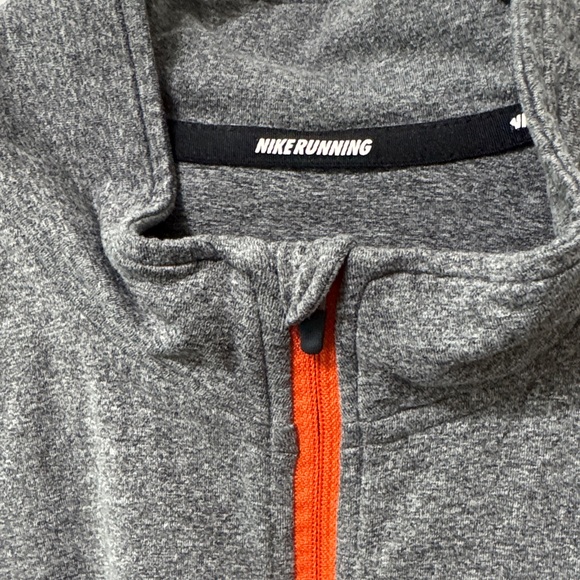 Nike NWOT❤️ Charcoal Quarter Zip Pullover with Orange Accent. - Picture 5 of 9